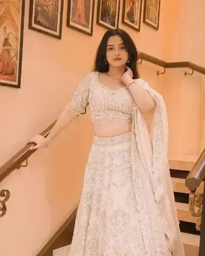 Escort Sitalkuchi